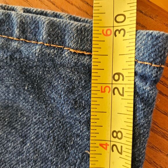 Wrangler Blue Jeans | Size 42 x 32 | Classic Fit | Fair Condition - Picture 6 of 9